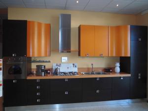Arredamento in offerta nella tua città - Outletmobili-Italia.it Arredamento in offerta nella tua città - Outletmobili-Italia.it